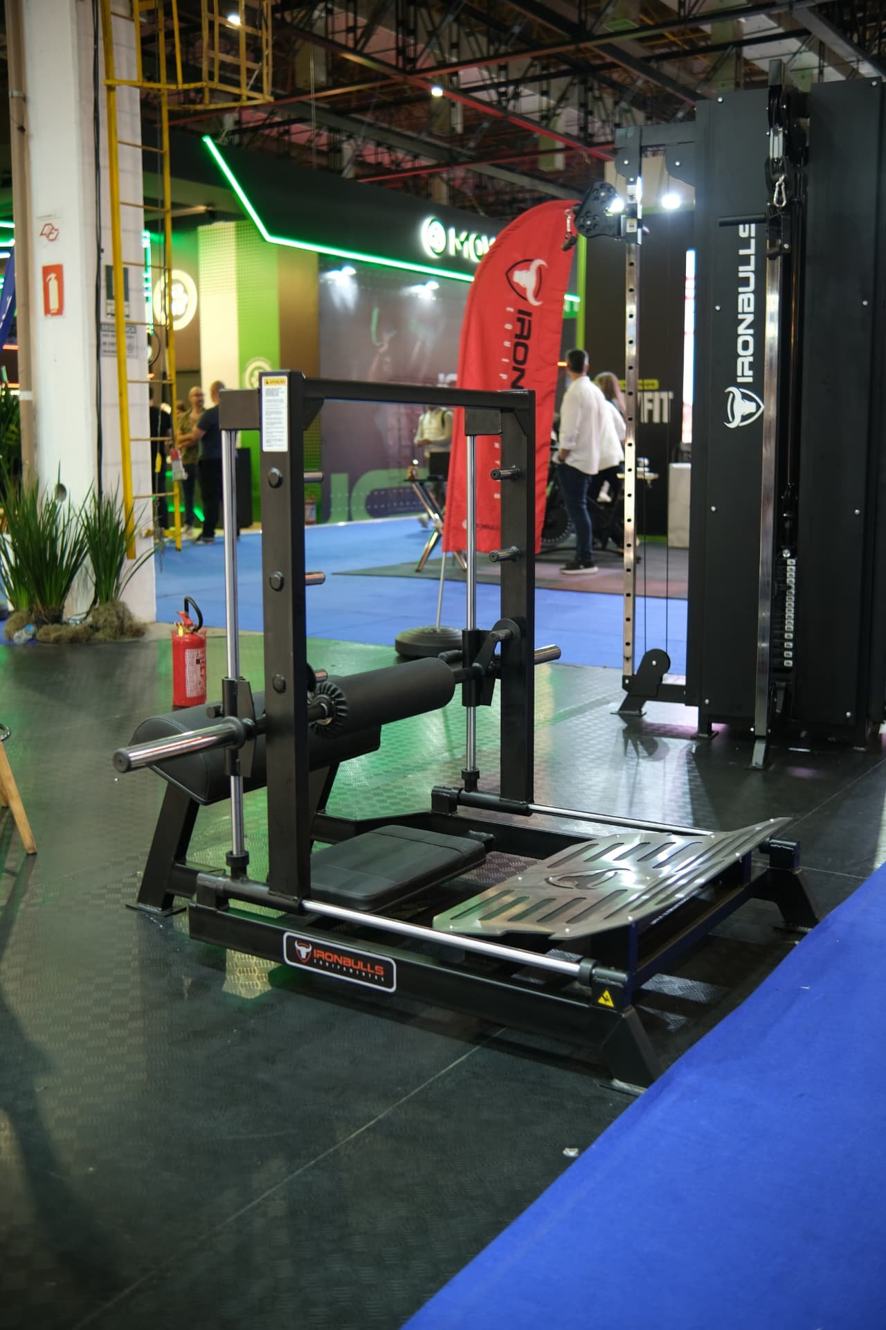 Iron Bulls em evento fitness — Power Squat